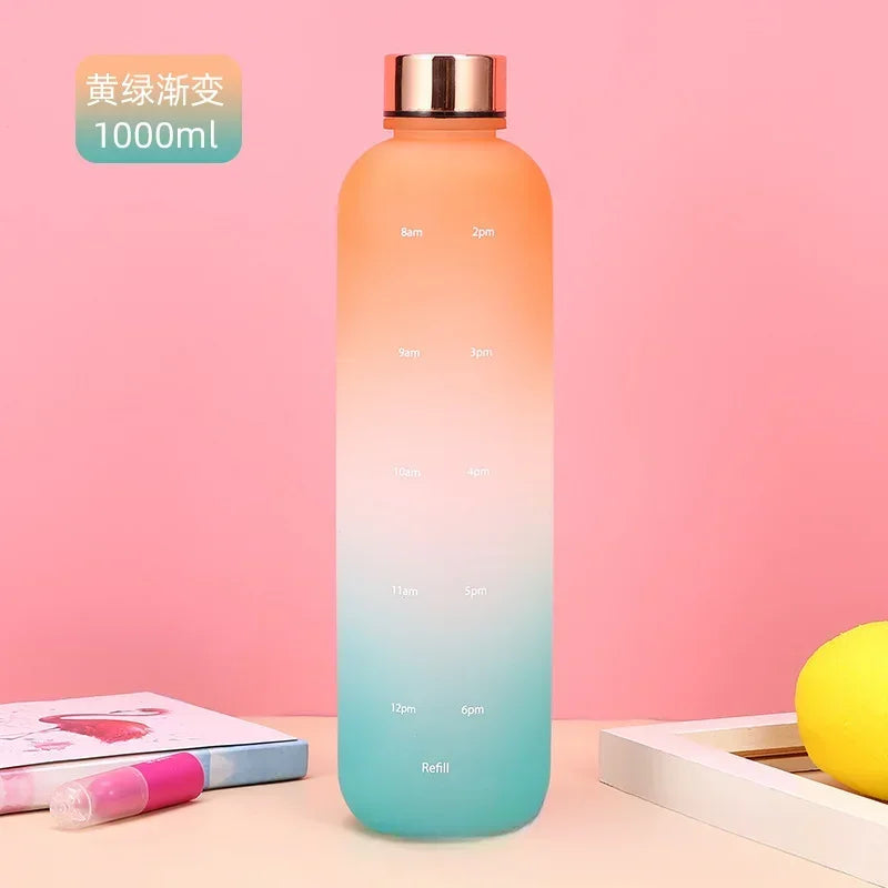 Garrafa de água de 1000ml , leve e prática