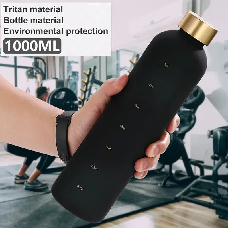 Garrafa de água de 1000ml , leve e prática