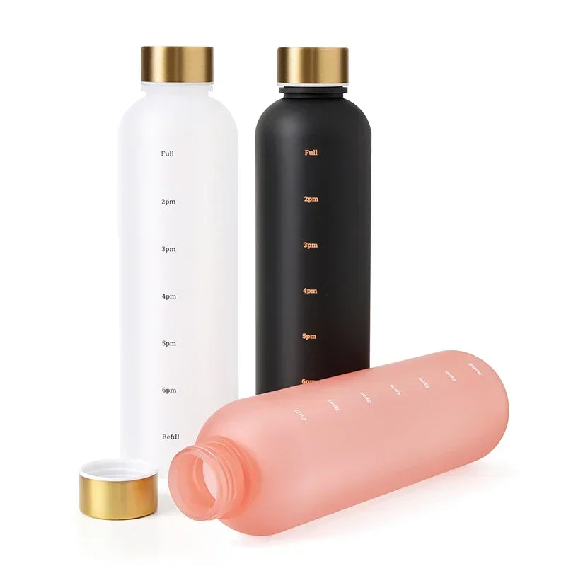Garrafa de água de 1000ml , leve e prática
